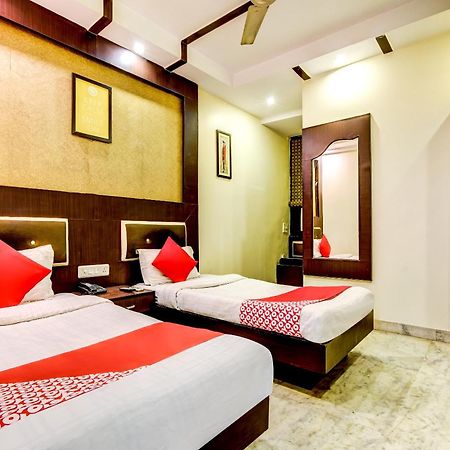 Spot Inn Hostel New Delhi Exterior photo