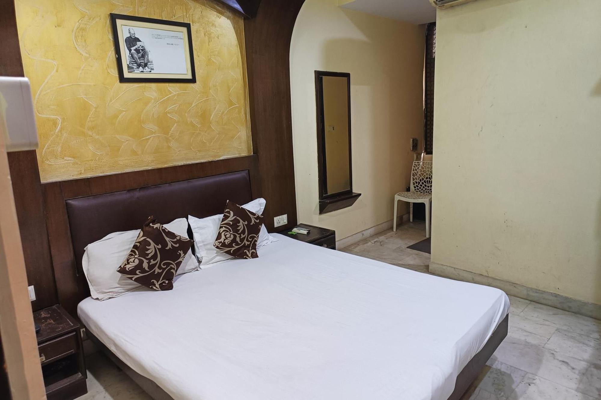 Spot Inn Hostel New Delhi Exterior photo