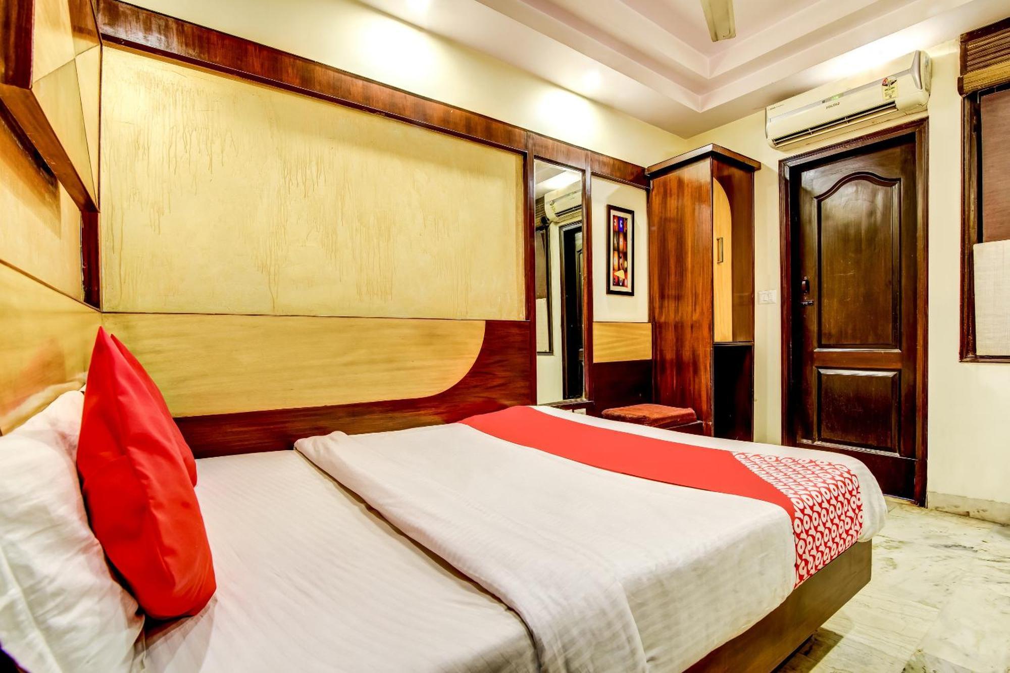 Spot Inn Hostel New Delhi Exterior photo
