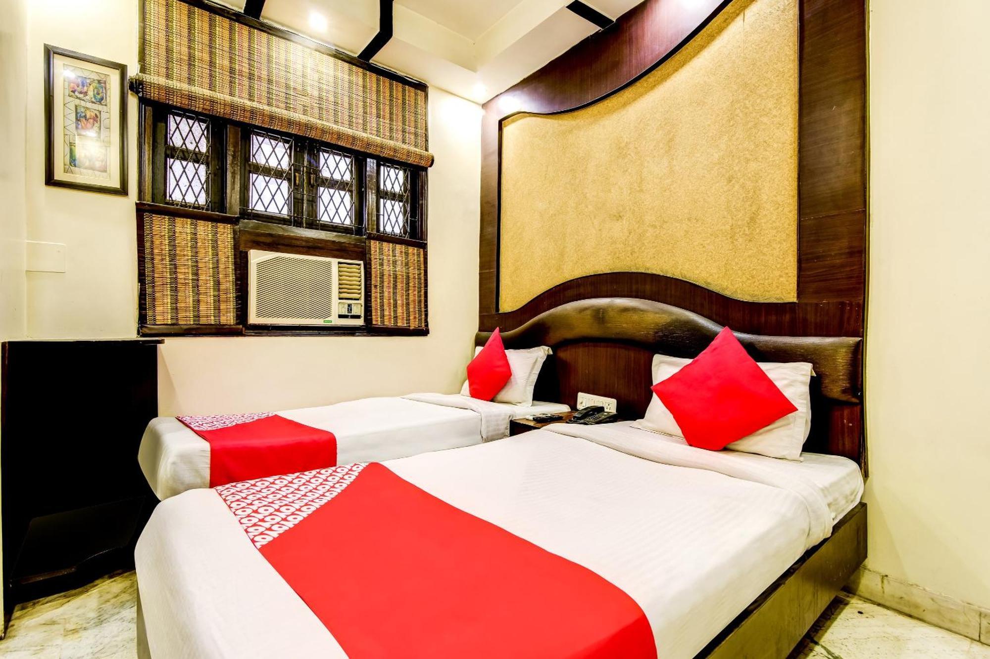 Spot Inn Hostel New Delhi Exterior photo