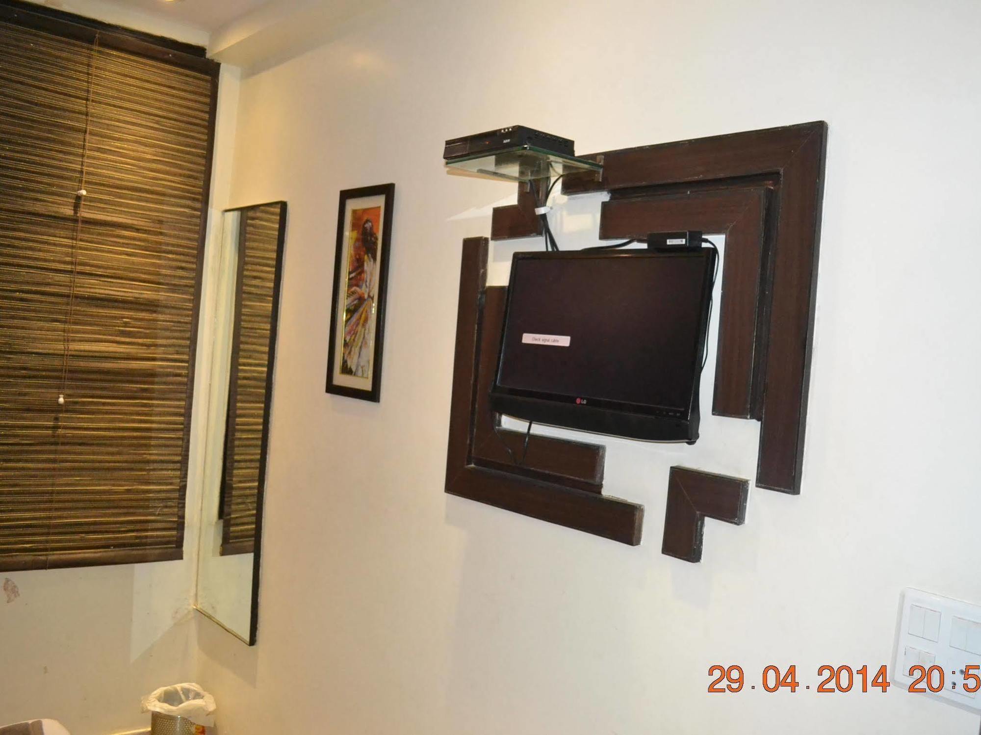 Spot Inn Hostel New Delhi Exterior photo